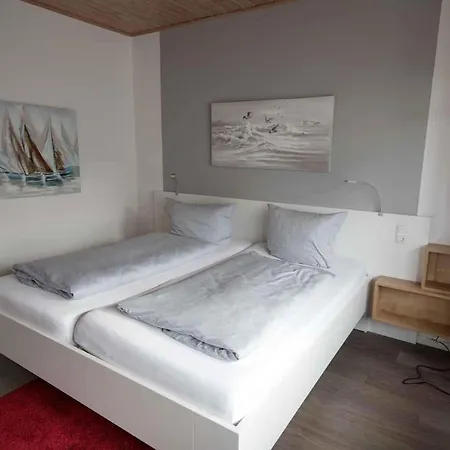 Ferienwohnung-1-im-haus-seeluft-duhnen-strandnah-und-mit-meerblick *